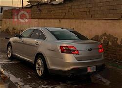 Ford Taurus